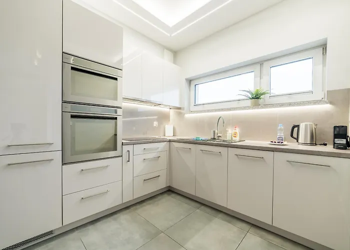 Malta Deluxe - Ac - Parking - View Apartment